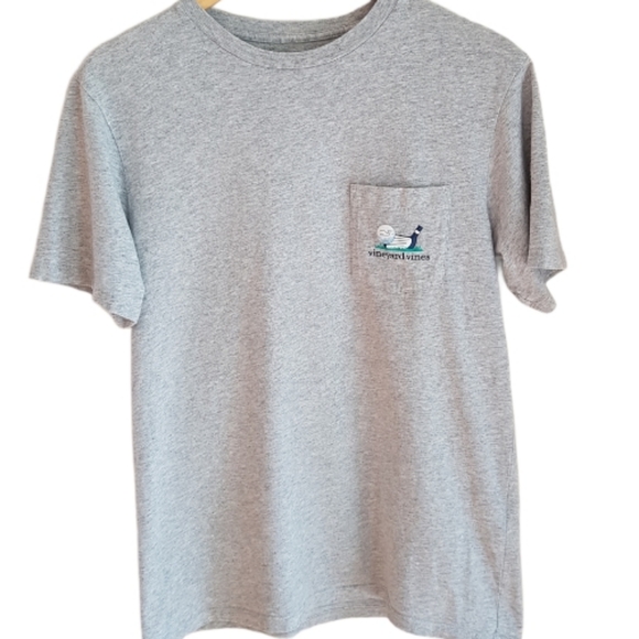 Vineyard Vines- Graphic Tee - Picture 3 of 7